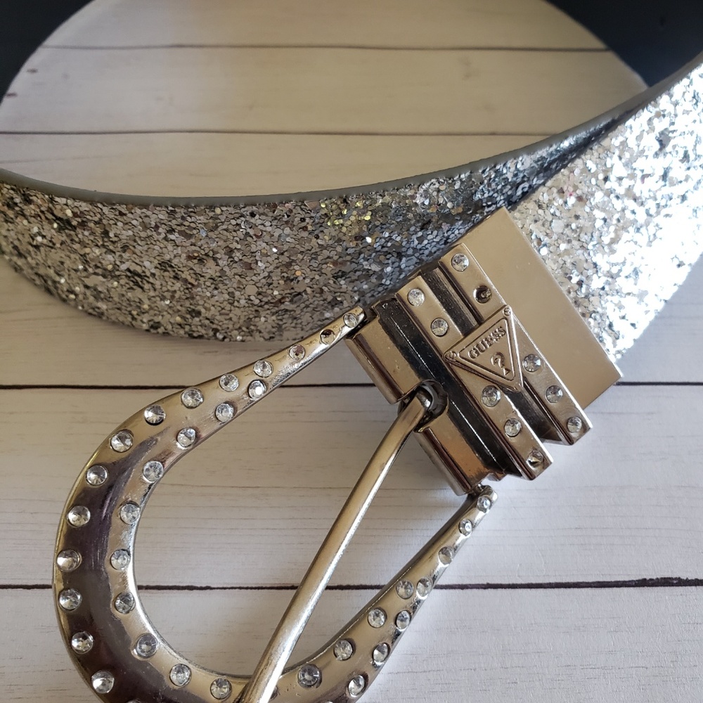 Guess Belt in Glitter - Picture 6 of 7